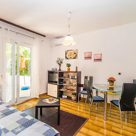 Natalia Kadum Apartment